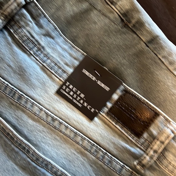 Truth • Substance shorts size 36 slim fit - Picture 6 of 6